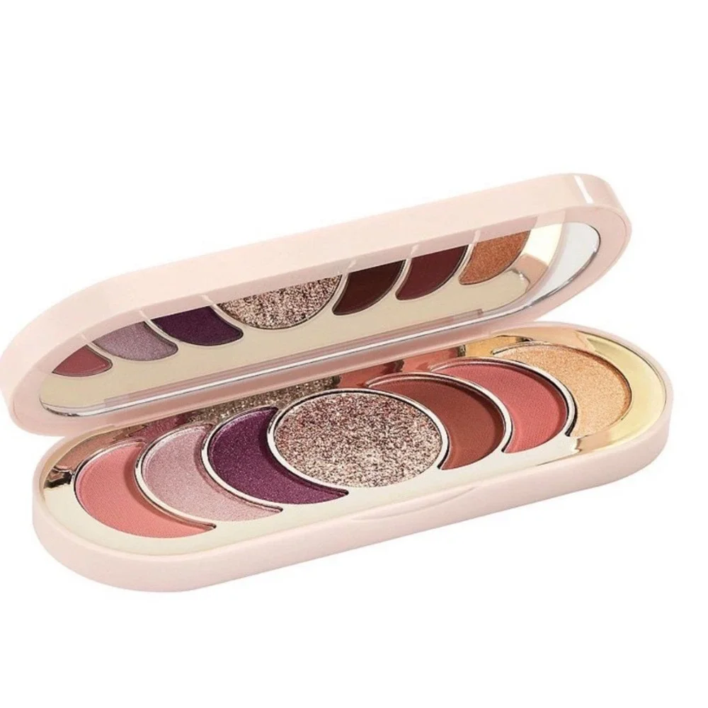 Rare Beauty Discovery Eyeshadow Palette Came to Play Berry Rose Tones
